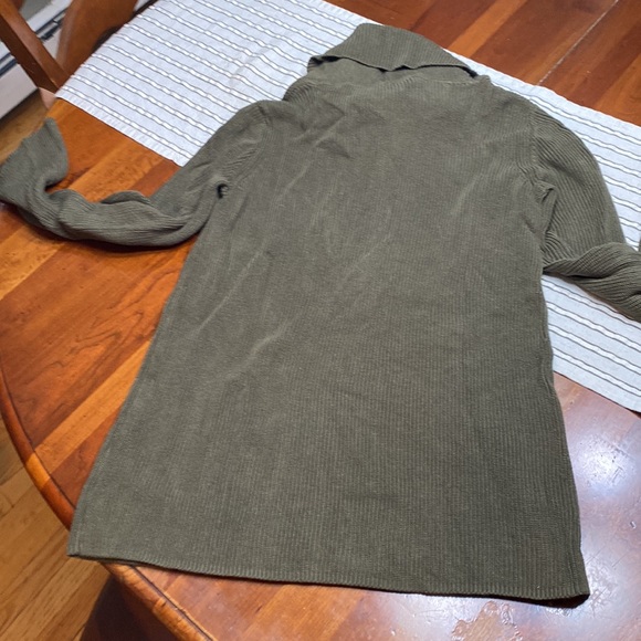 Talbots army green sweater - Picture 3 of 5